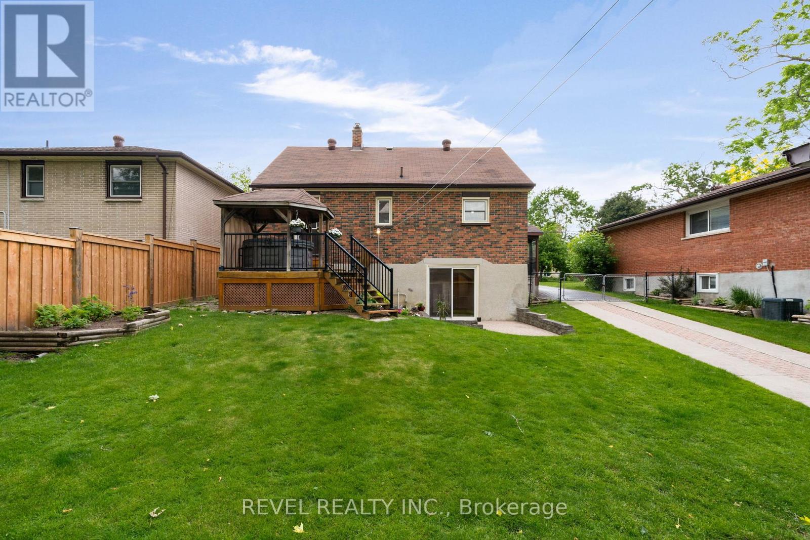 11 North Street, Barrie (Wellington), Ontario  L4M 2S1 - Photo 34 - S12215990