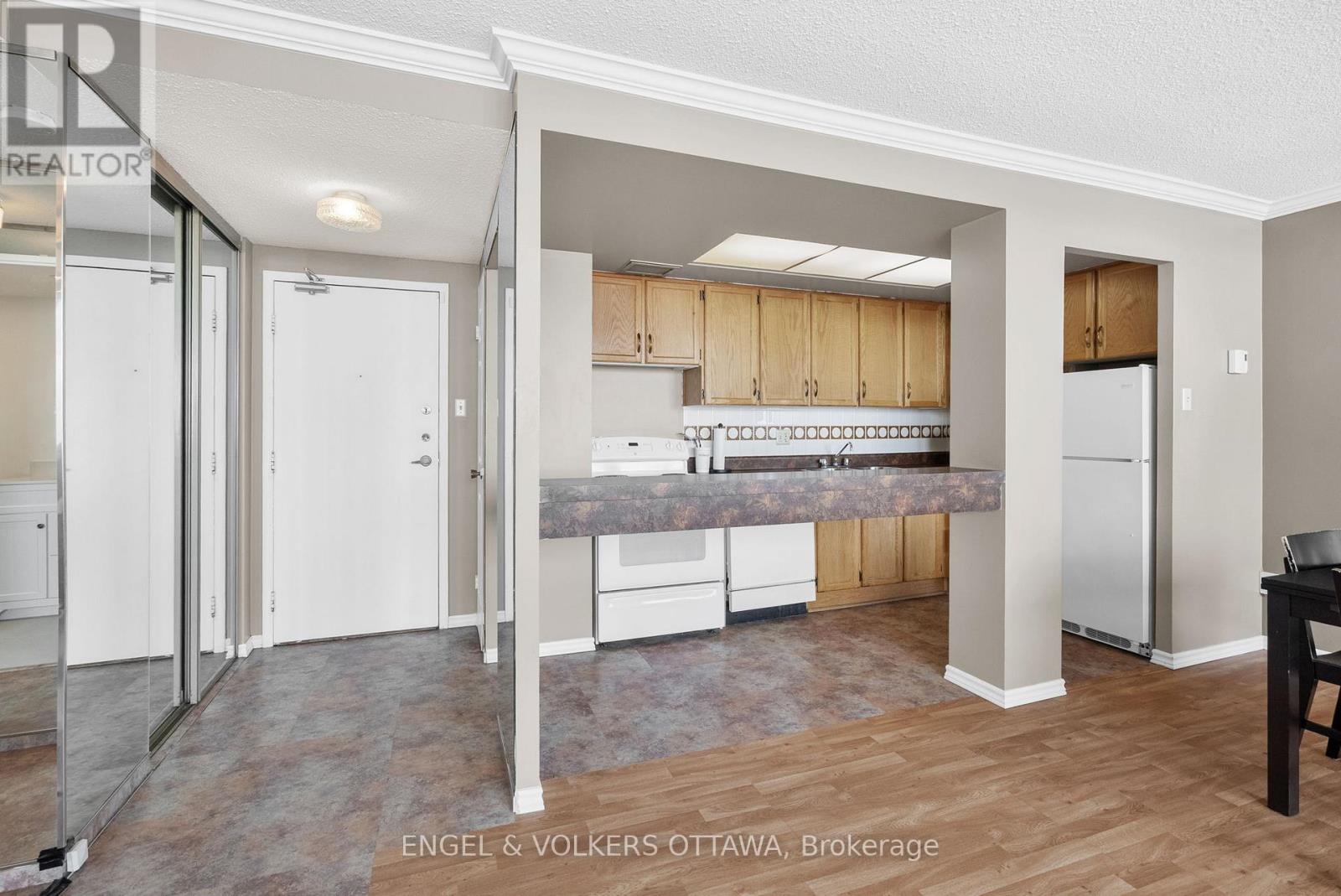 2201 - 530 Laurier Avenue W, Ottawa, Ontario  K1R 7T1 - Photo 9 - X12216518
