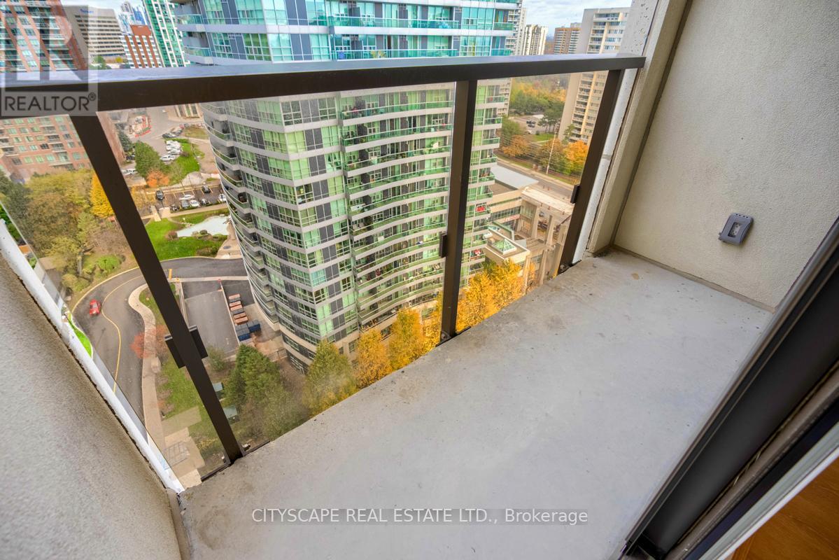 1301 - 30 Elm Drive W, Mississauga, Ontario  L5B 0N6 - Photo 25 - W12214265