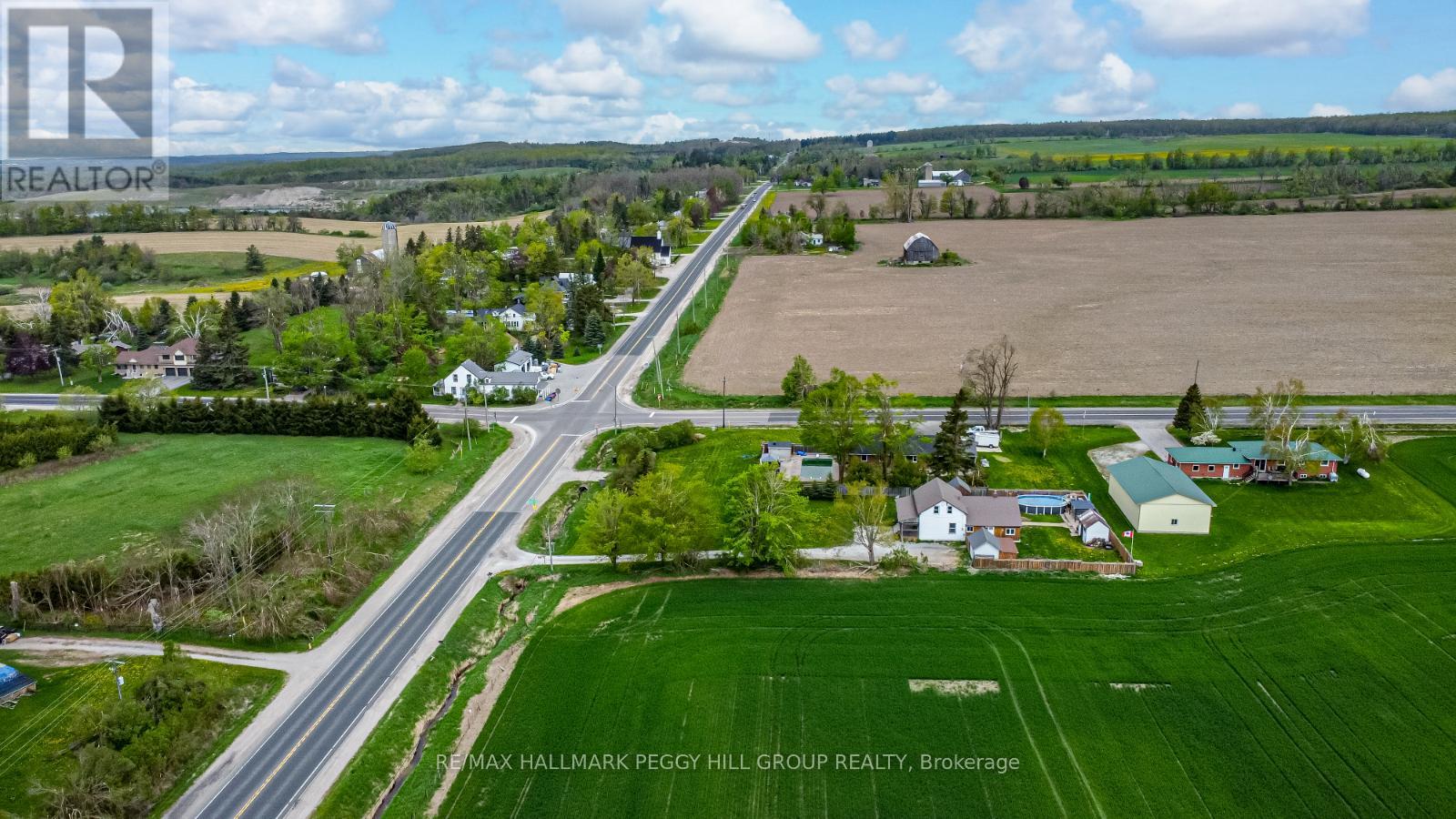 1601 Penetanguishene Road, Oro-Medonte, Ontario  L4M 4Y8 - Photo 4 - S12216122