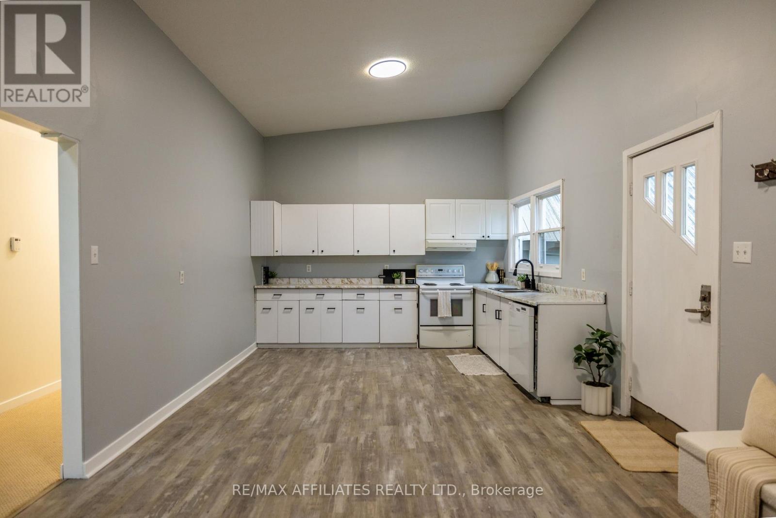2747 Thomas Dolan Parkway, Ottawa, Ontario  K0A 2H0 - Photo 6 - X12216527