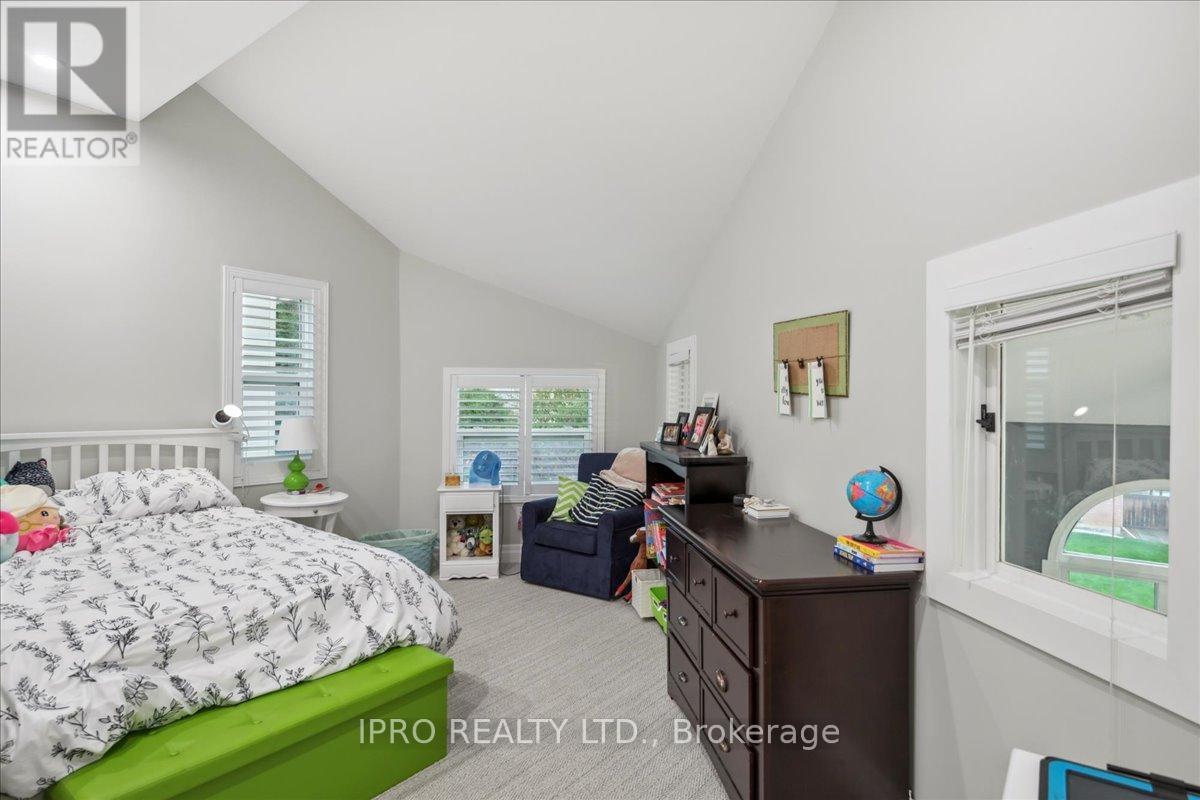 2153 Marc Lane, Burlington, Ontario  L7M 3W6 - Photo 27 - W12215937