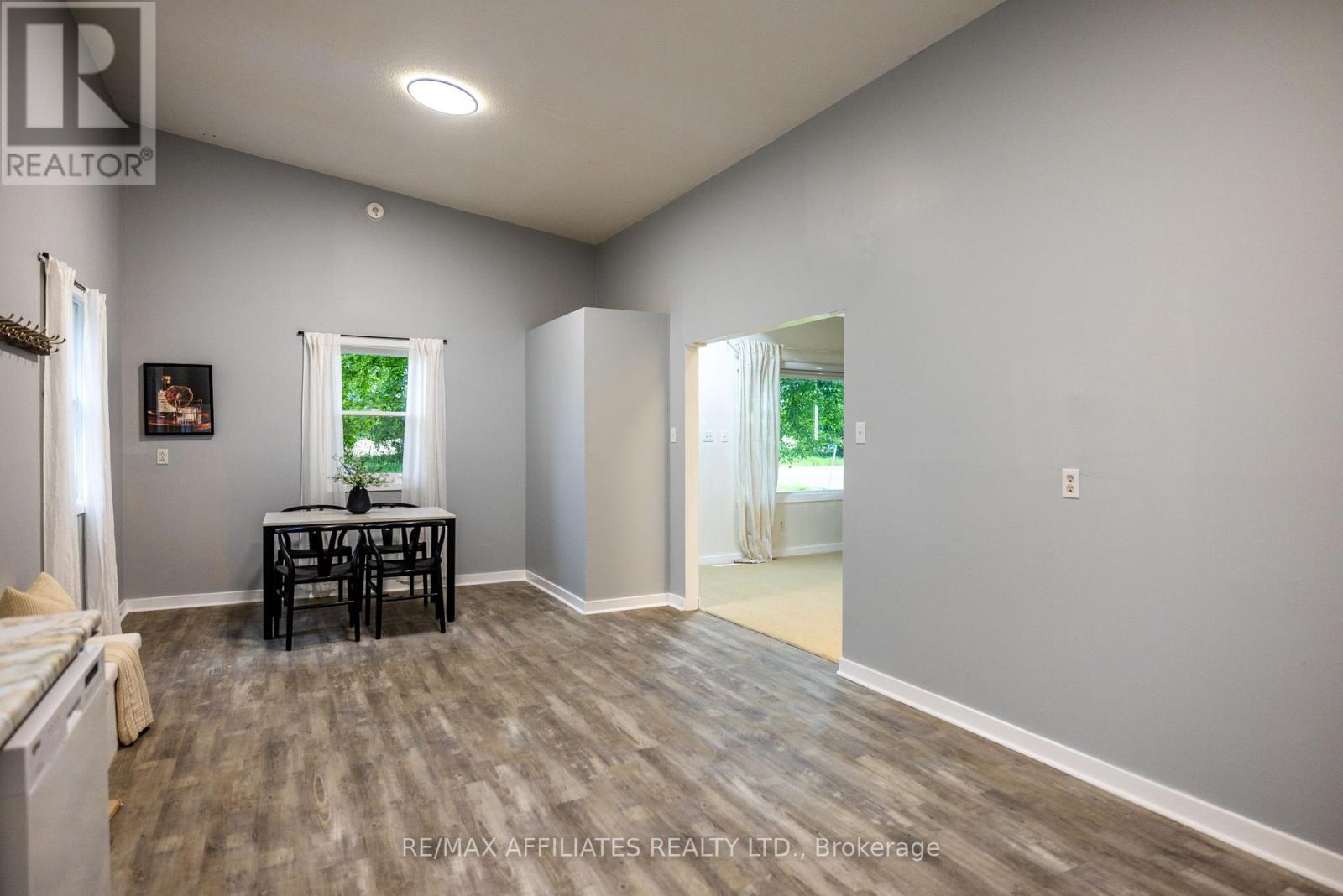 2747 Thomas Dolan Parkway, Ottawa, Ontario  K0A 2H0 - Photo 5 - X12216527