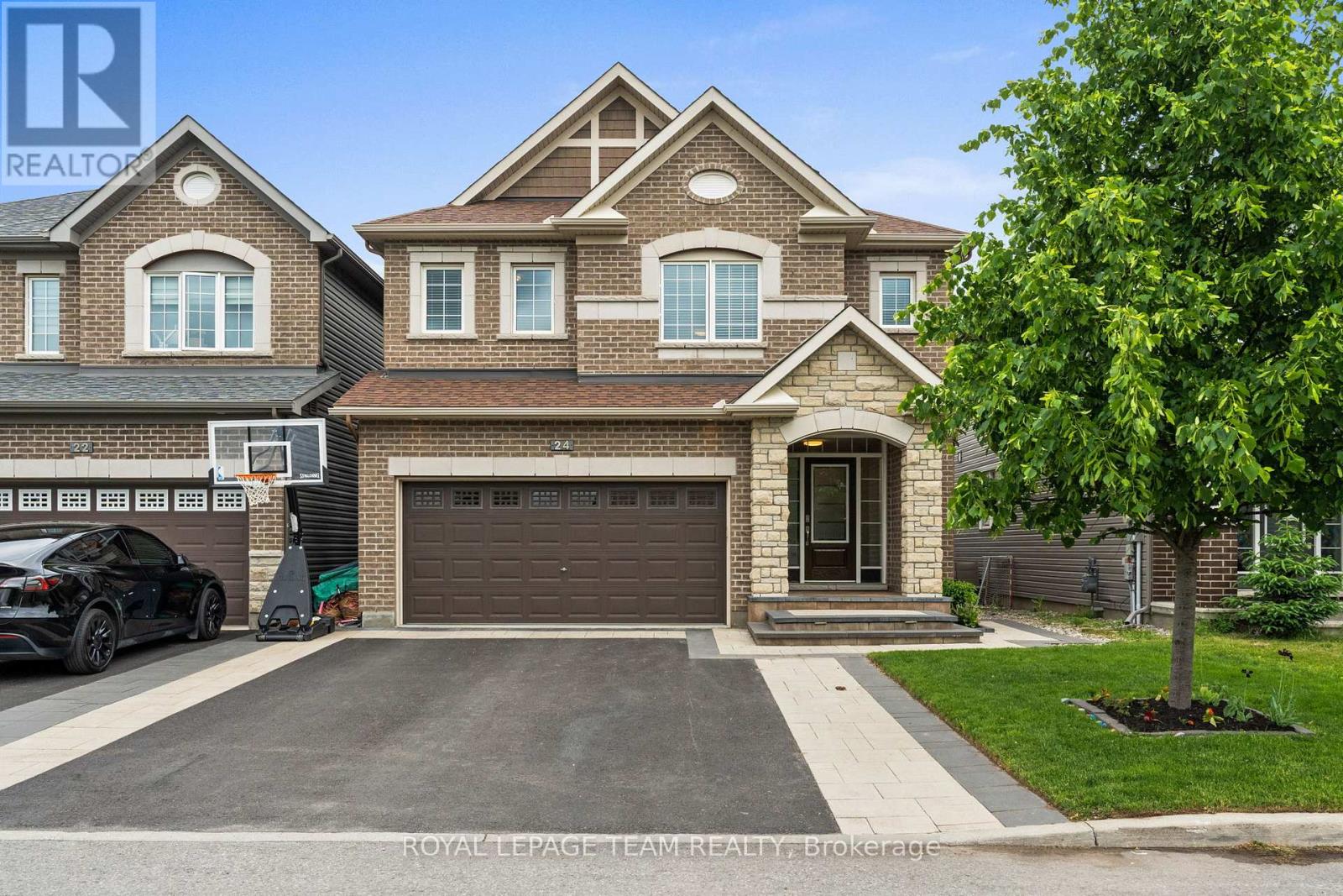 24 Knockaderry Crescent, Ottawa, Ontario  K2J 6H2 - Photo 3 - X12216548