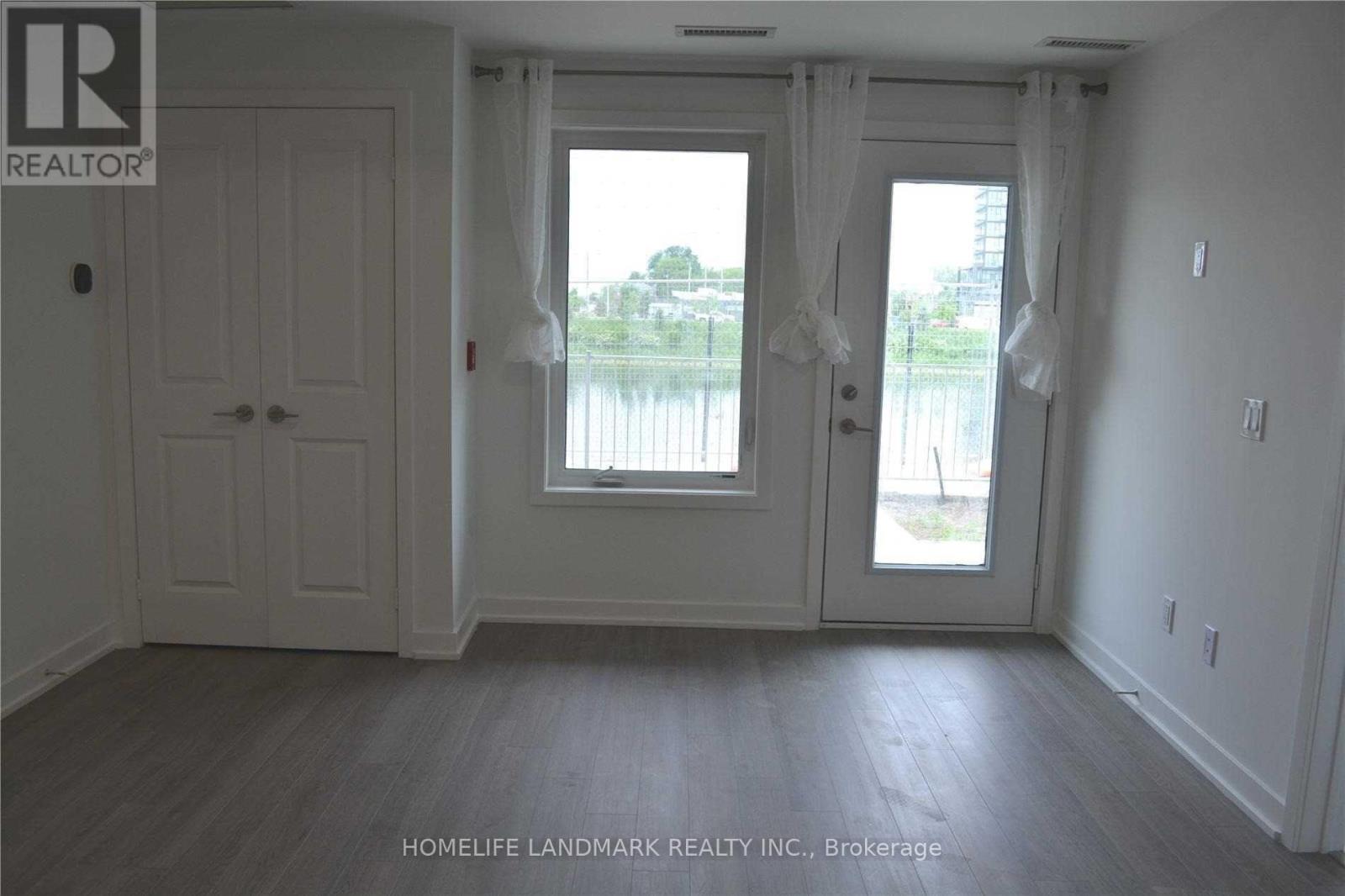 112 - 155 Downsview Park Boulevard, Toronto, Ontario  M3K 0E3 - Photo 5 - W12215957