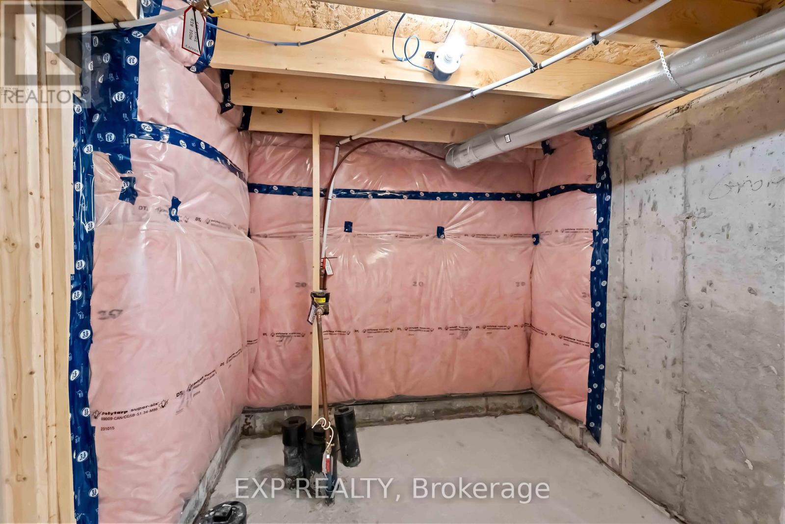 209 Speckled Alder Row, Ottawa, Ontario  K2J 7G8 - Photo 41 - X12216557