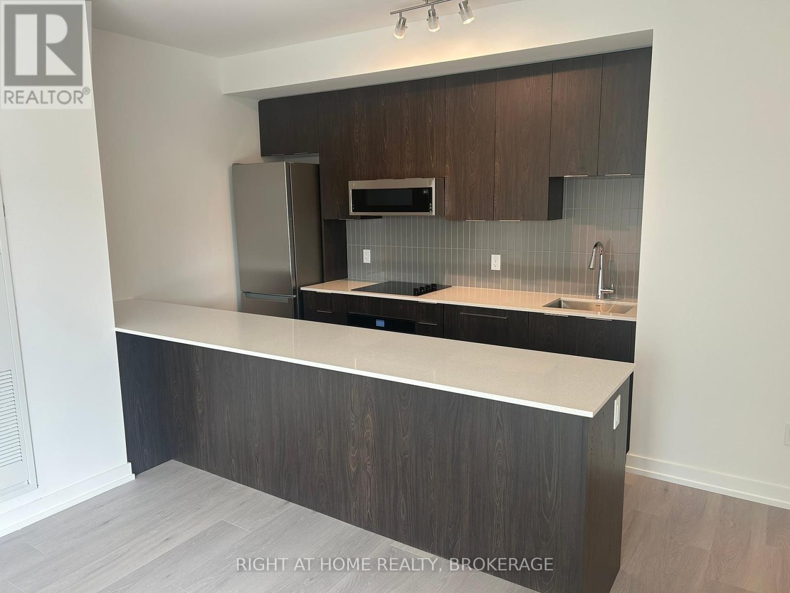 641 - 2501 Saw Whet Boulevard, Oakville, Ontario  L6M 5N2 - Photo 21 - W12211454