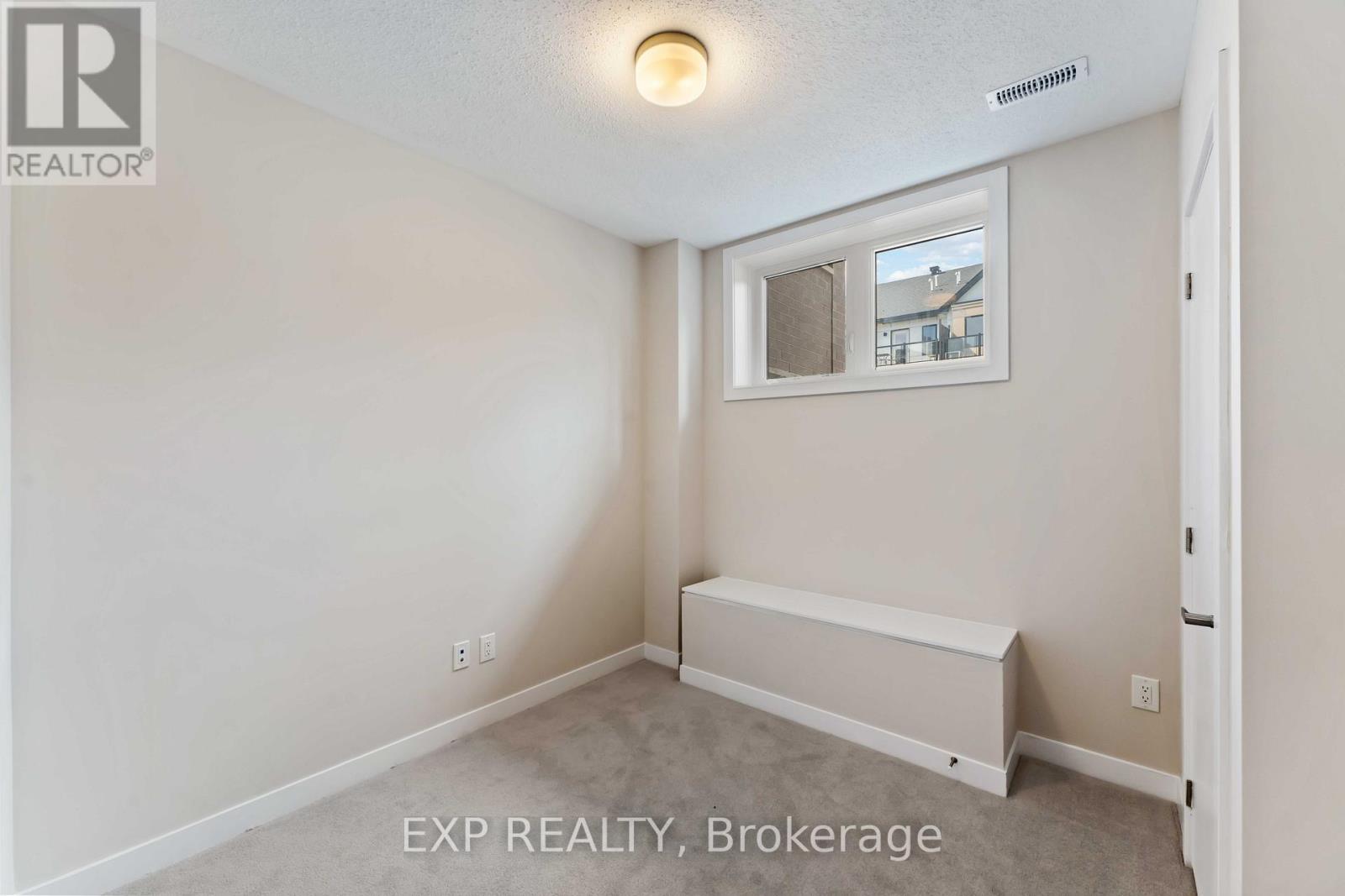 209 Speckled Alder Row, Ottawa, Ontario  K2J 7G8 - Photo 17 - X12216557