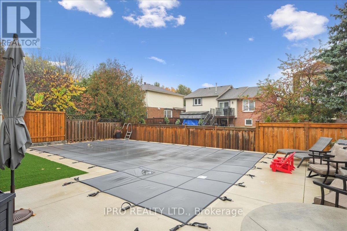 2153 Marc Lane, Burlington, Ontario  L7M 3W6 - Photo 35 - W12215937