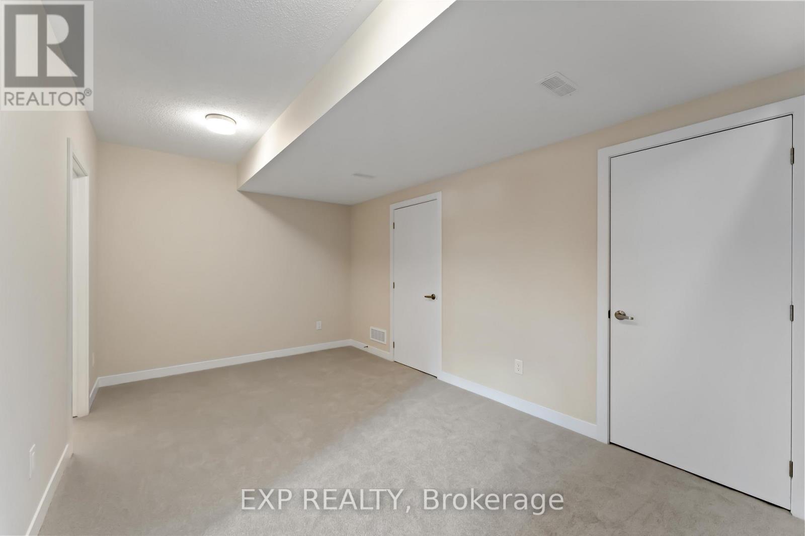 209 Speckled Alder Row, Ottawa, Ontario  K2J 7G8 - Photo 16 - X12216557