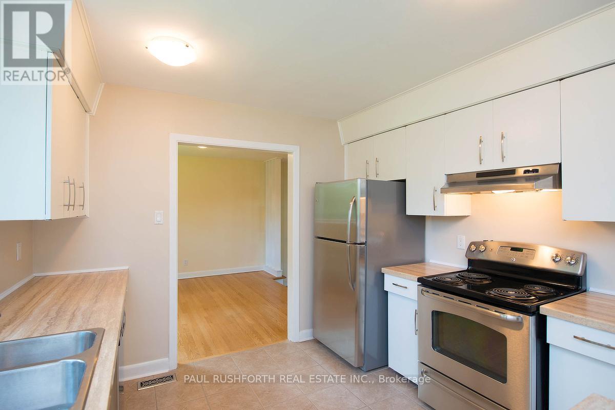25 Wren Road, Ottawa, Ontario  K1J 7H5 - Photo 16 - X12216578
