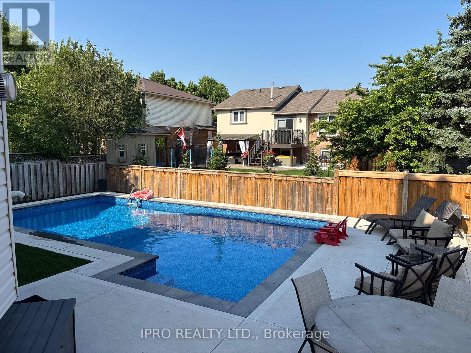 2153 Marc Lane, Burlington, Ontario  L7M 3W6 - Photo 41 - W12215937