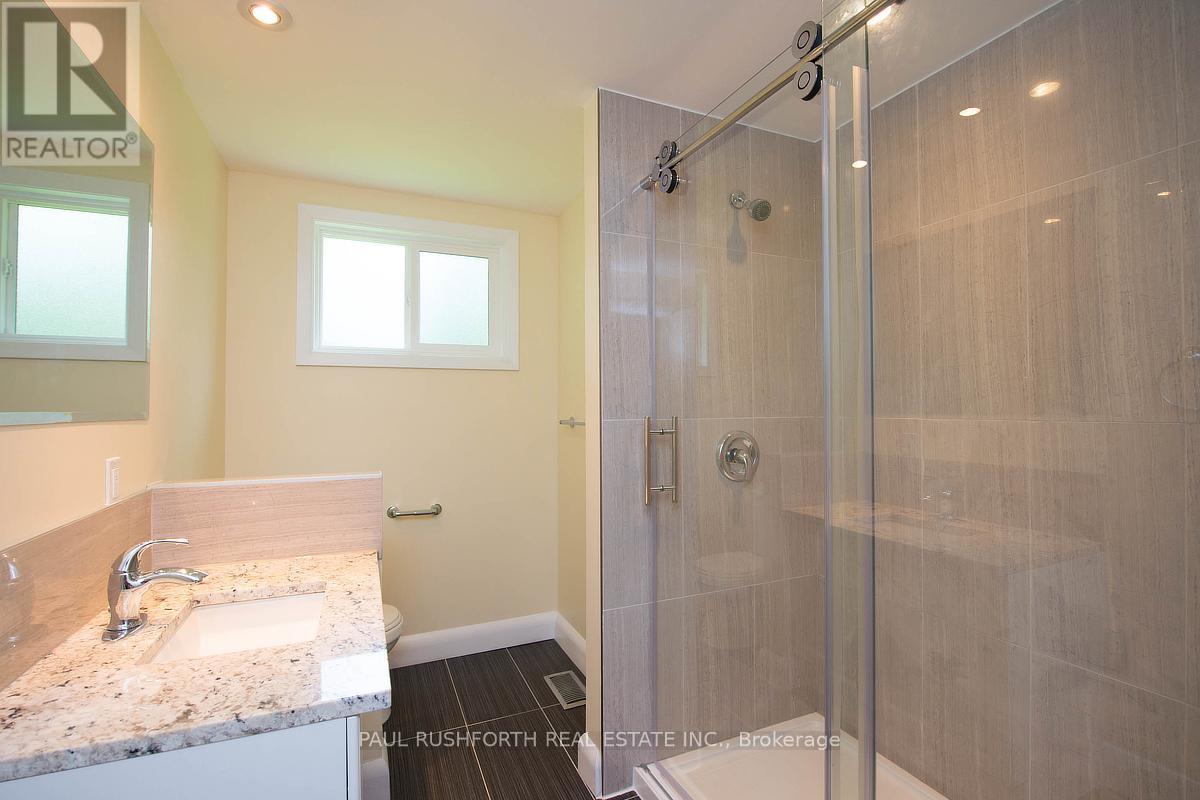 25 Wren Road, Ottawa, Ontario  K1J 7H5 - Photo 17 - X12216578
