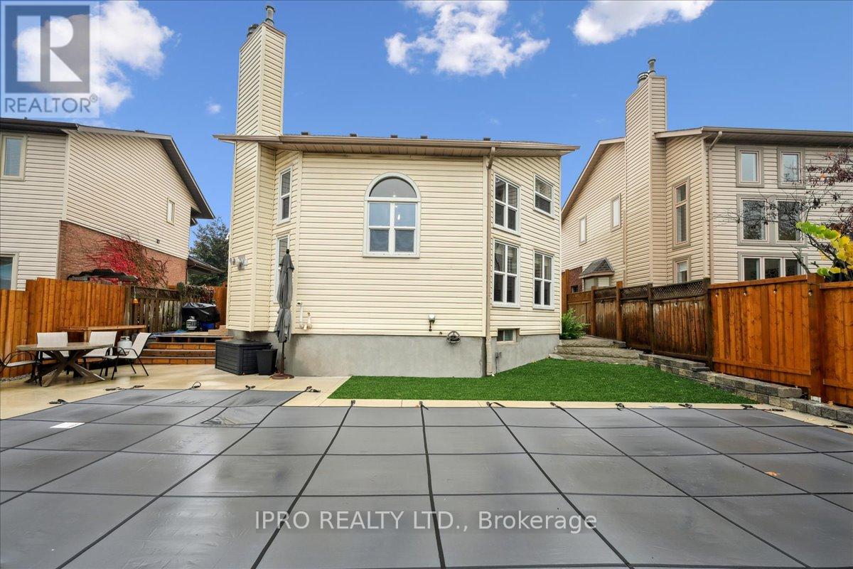 2153 Marc Lane, Burlington, Ontario  L7M 3W6 - Photo 38 - W12215937