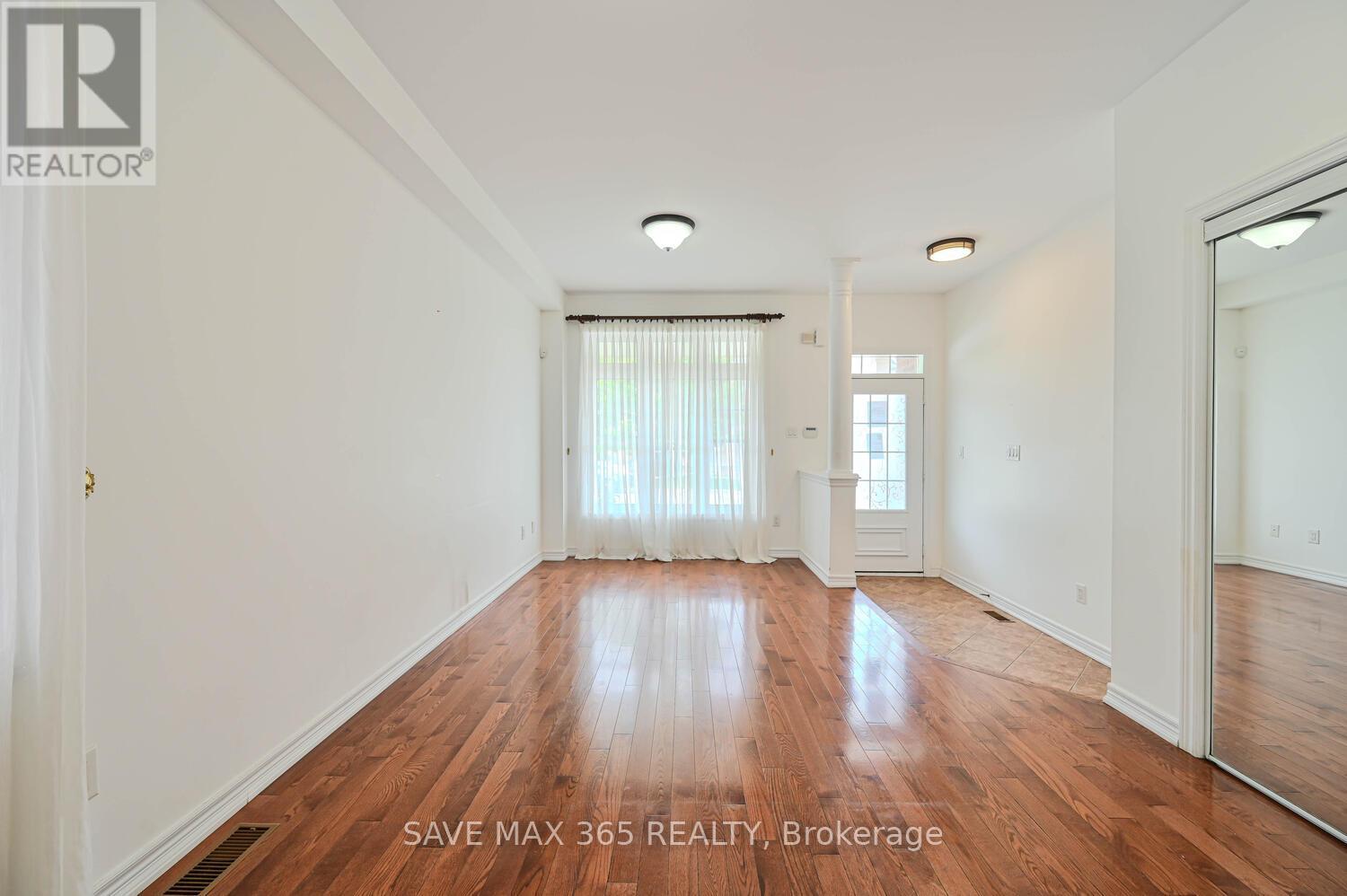 330 Giddings Crescent, Milton, Ontario  L9T 7A4 - Photo 11 - W12215980