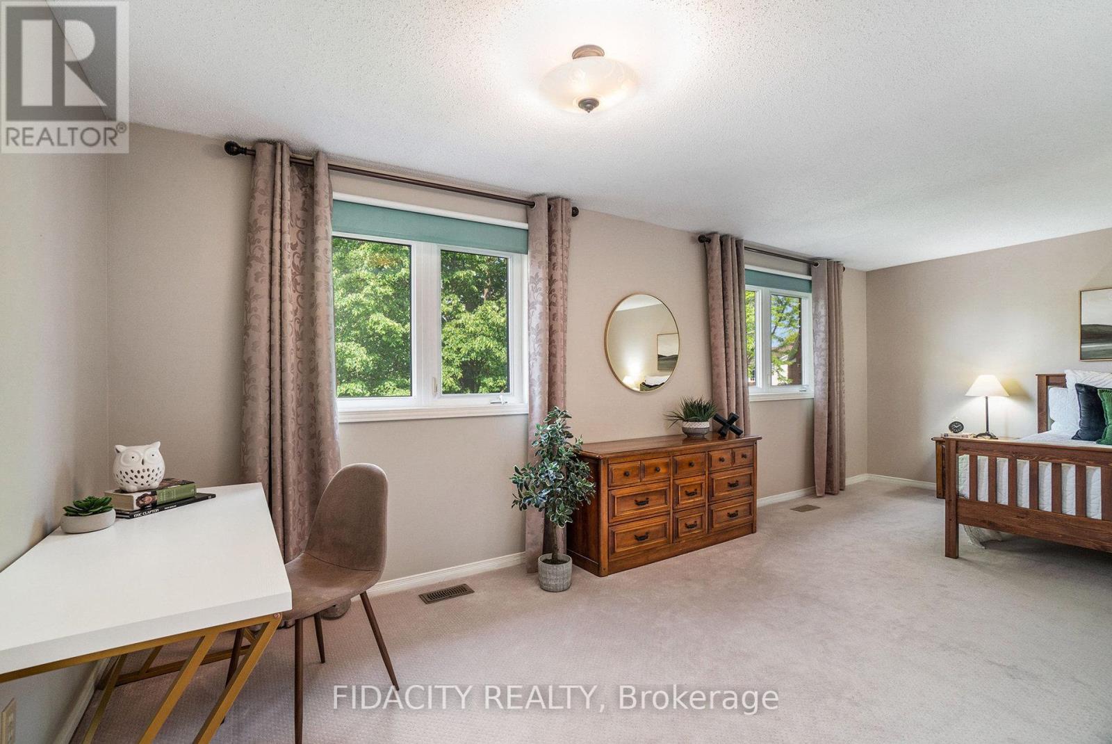 17 Albury Crescent, Ottawa, Ontario  K2S 1G7 - Photo 20 - X12216613