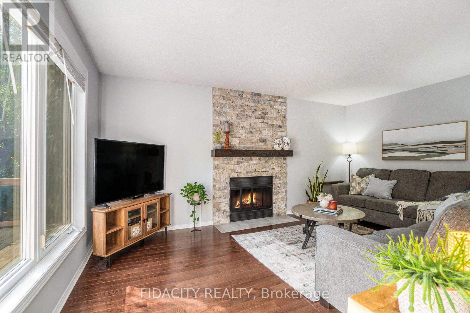 17 Albury Crescent, Ottawa, Ontario  K2S 1G7 - Photo 14 - X12216613