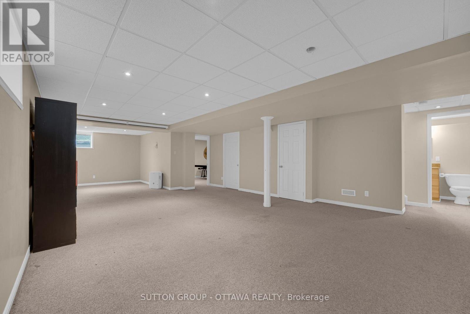 8 Dunn Street, Ottawa, Ontario  K2K 3J8 - Photo 37 - X12216632