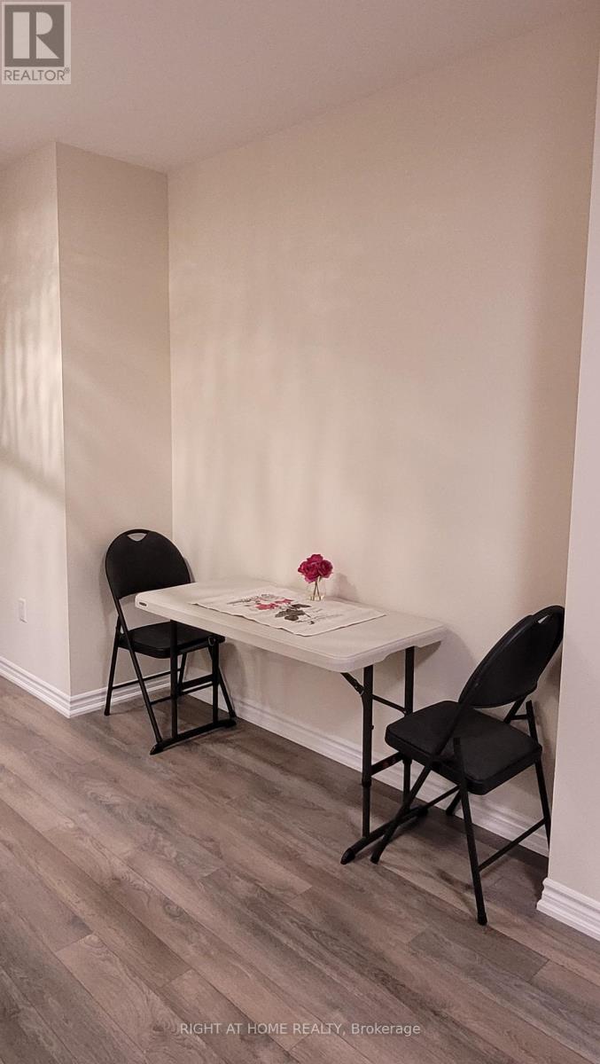 Property at 229 - 380 HOPEWELL AVENUE image 3