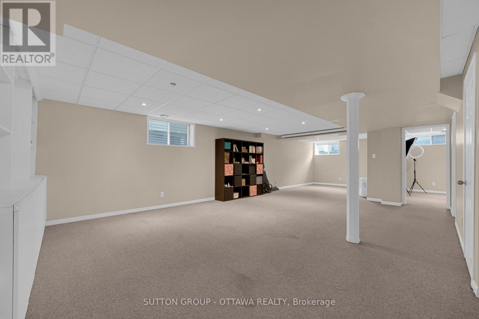 8 Dunn Street, Ottawa, Ontario  K2K 3J8 - Photo 36 - X12216632