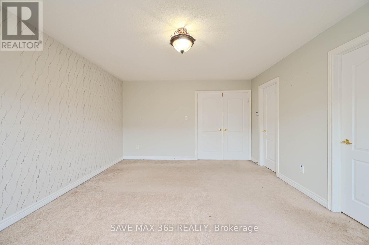 330 Giddings Crescent, Milton, Ontario  L9T 7A4 - Photo 32 - W12215980
