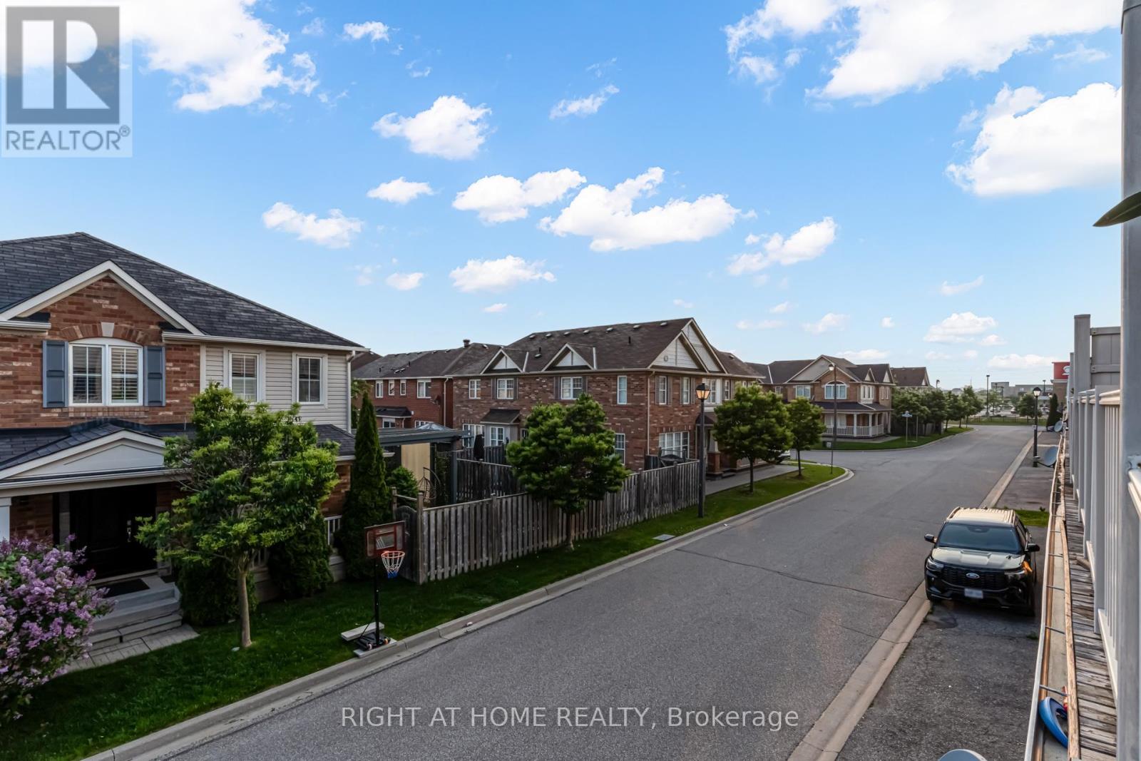 664 Scott Boulevard, Milton, Ontario  L9T 0P3 - Photo 25 - W12215992