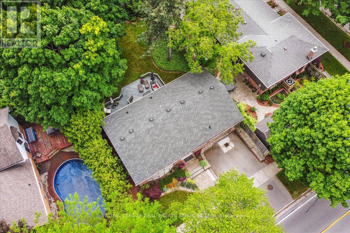 2250 Dunedin Road, Oakville (Fd Ford), Ontario  L6J 5V5 - Photo 45 - W12215985