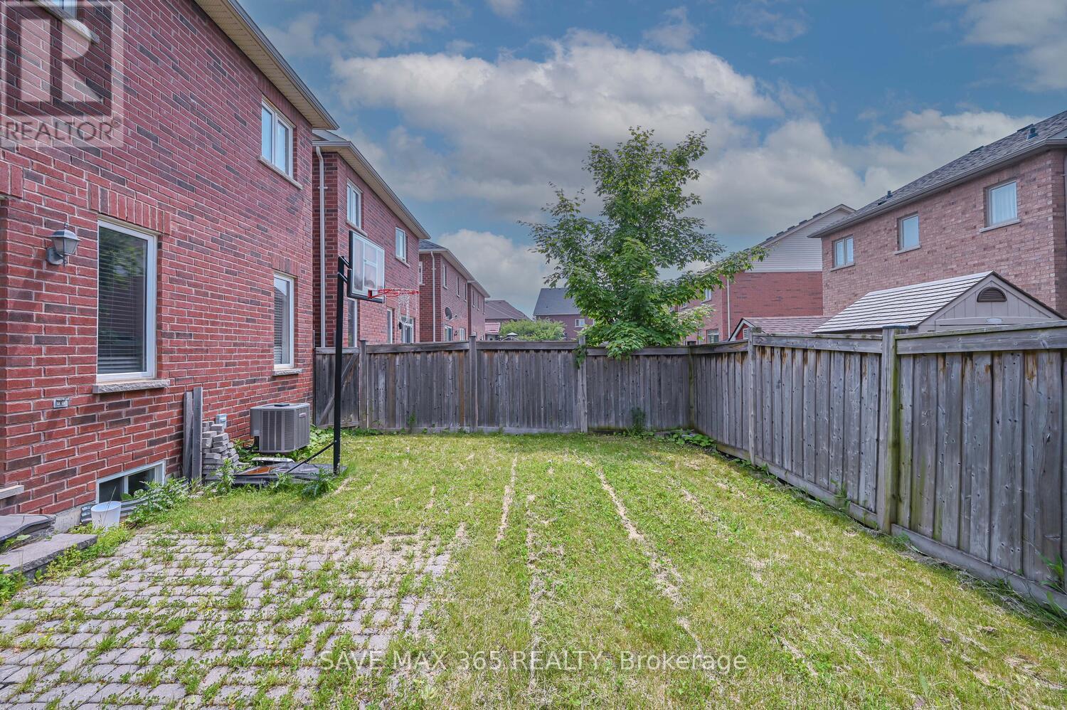 330 Giddings Crescent, Milton, Ontario  L9T 7A4 - Photo 47 - W12215980