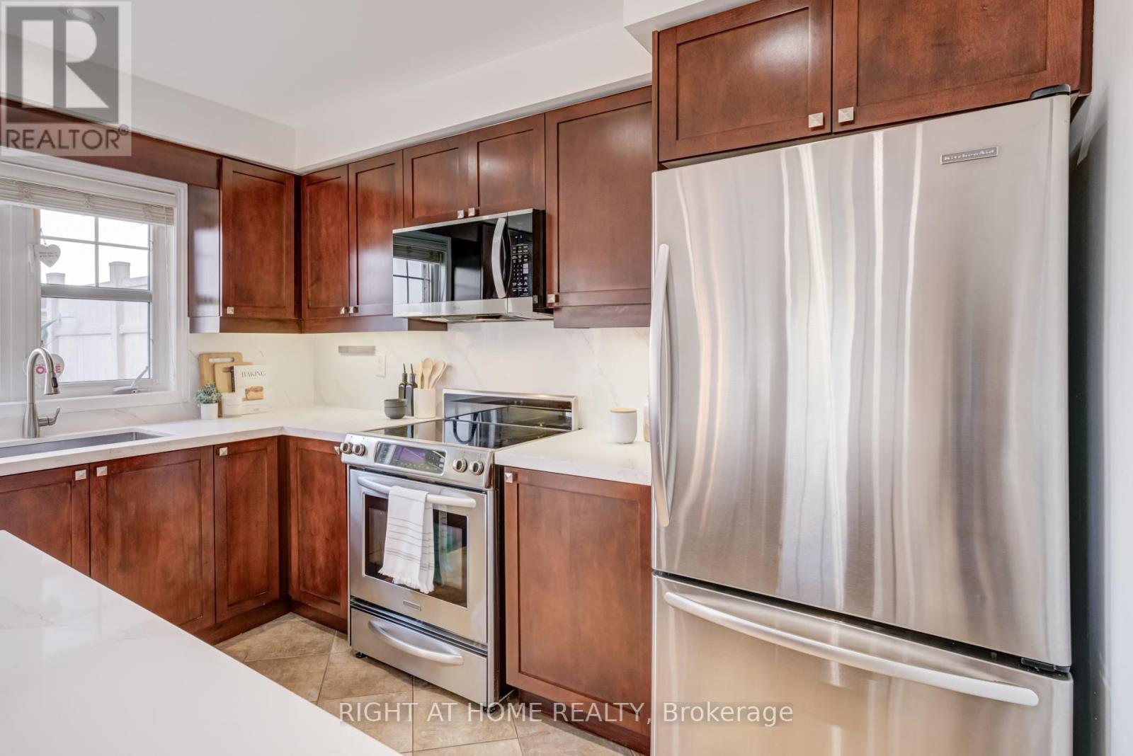 664 Scott Boulevard, Milton, Ontario  L9T 0P3 - Photo 17 - W12215992