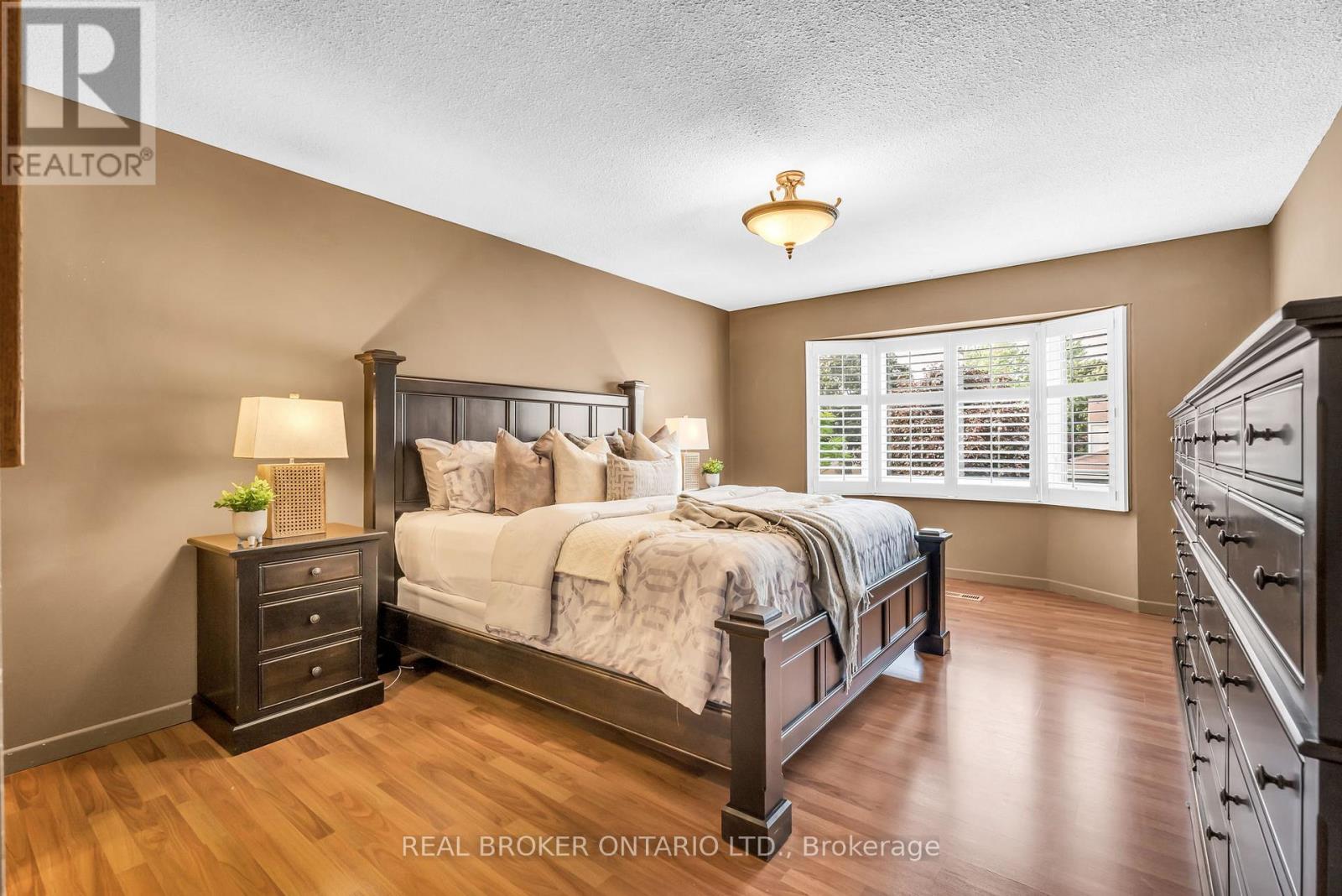 18 Mansfield Street, Brampton (Central Park), Ontario  L6S 2Y4 - Photo 25 - W12216021