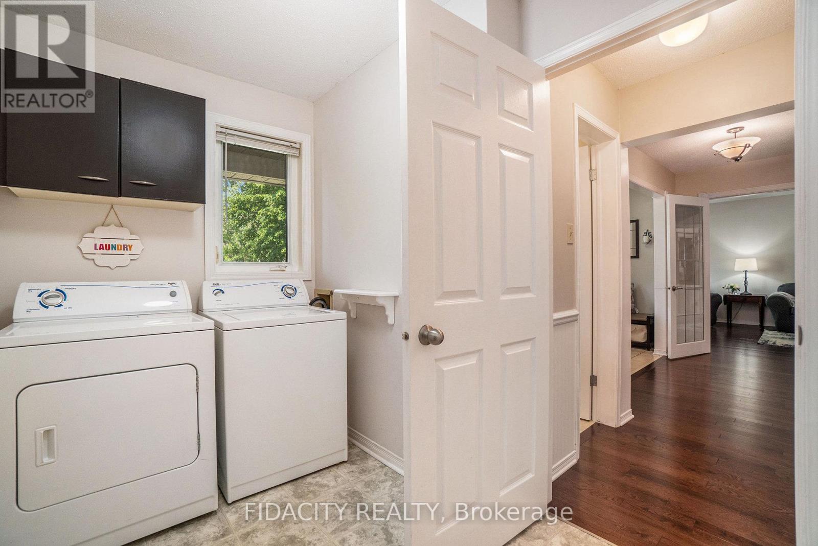 17 Albury Crescent, Ottawa, Ontario  K2S 1G7 - Photo 16 - X12216613