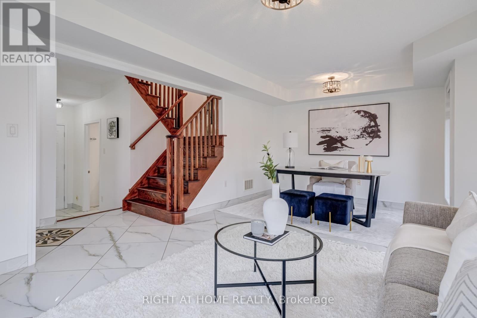 664 Scott Boulevard, Milton, Ontario  L9T 0P3 - Photo 7 - W12215992