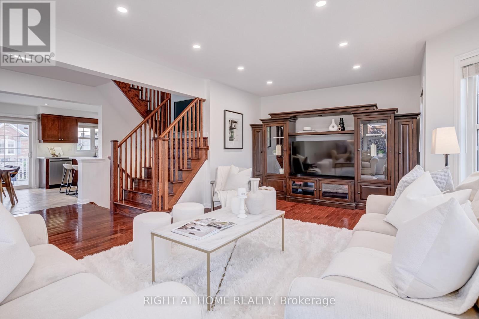 664 Scott Boulevard, Milton, Ontario  L9T 0P3 - Photo 29 - W12215992