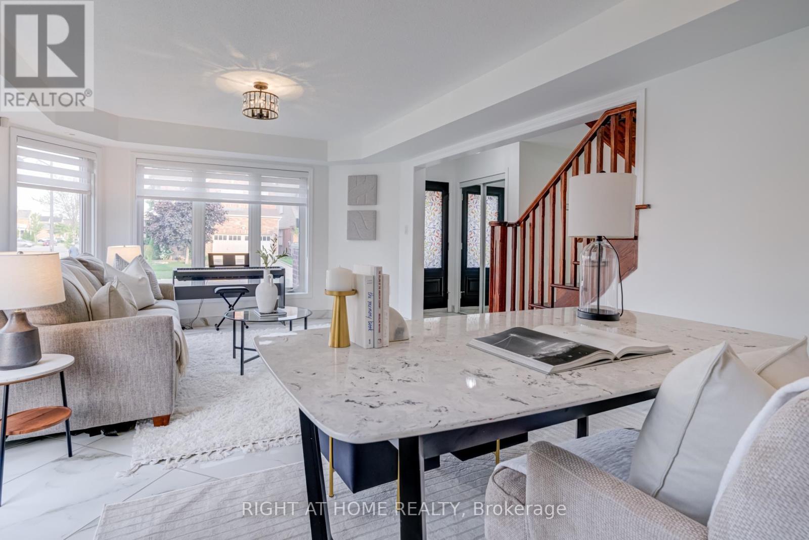 664 Scott Boulevard, Milton, Ontario  L9T 0P3 - Photo 10 - W12215992