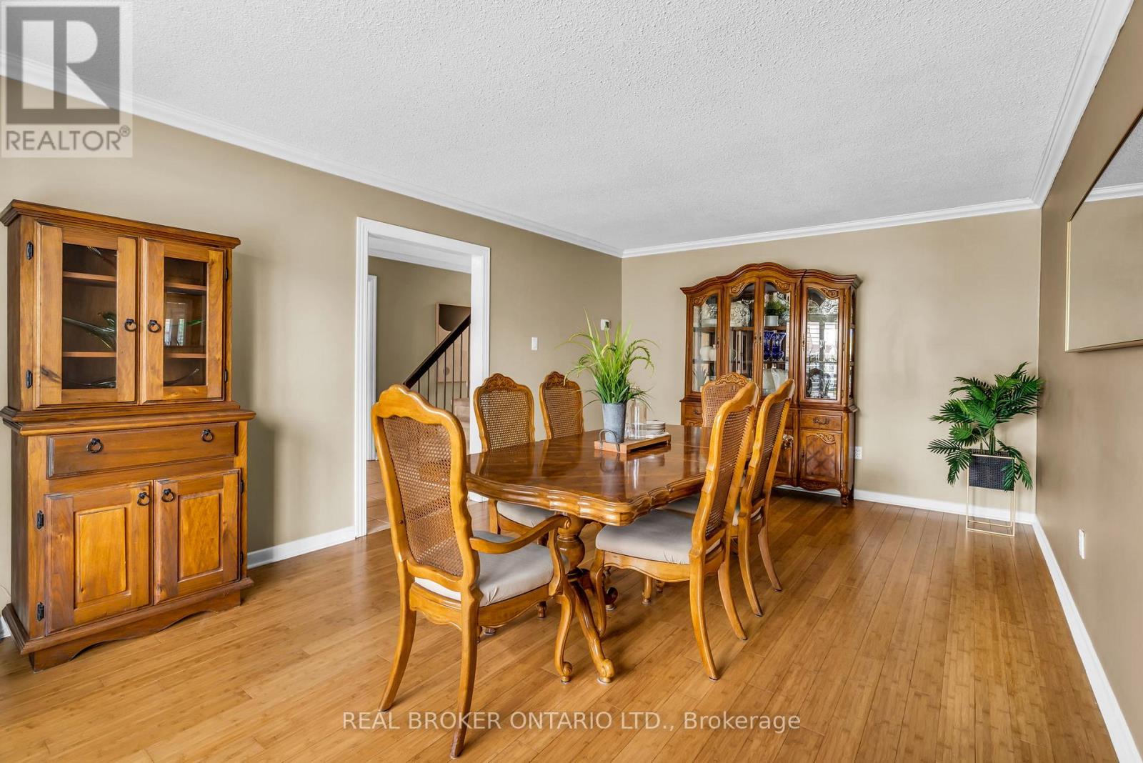 18 Mansfield Street, Brampton (Central Park), Ontario  L6S 2Y4 - Photo 20 - W12216021