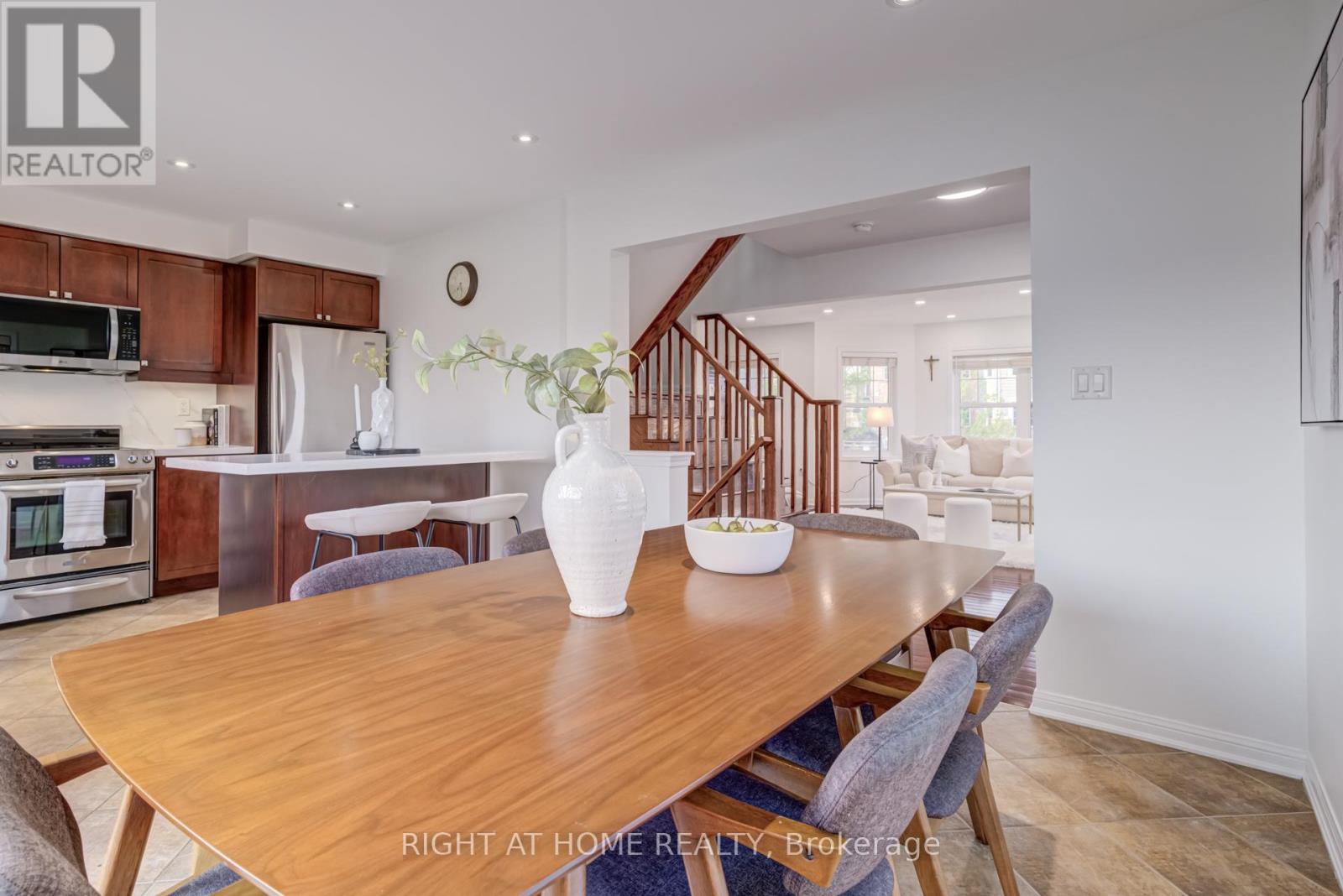 664 Scott Boulevard, Milton, Ontario  L9T 0P3 - Photo 21 - W12215992
