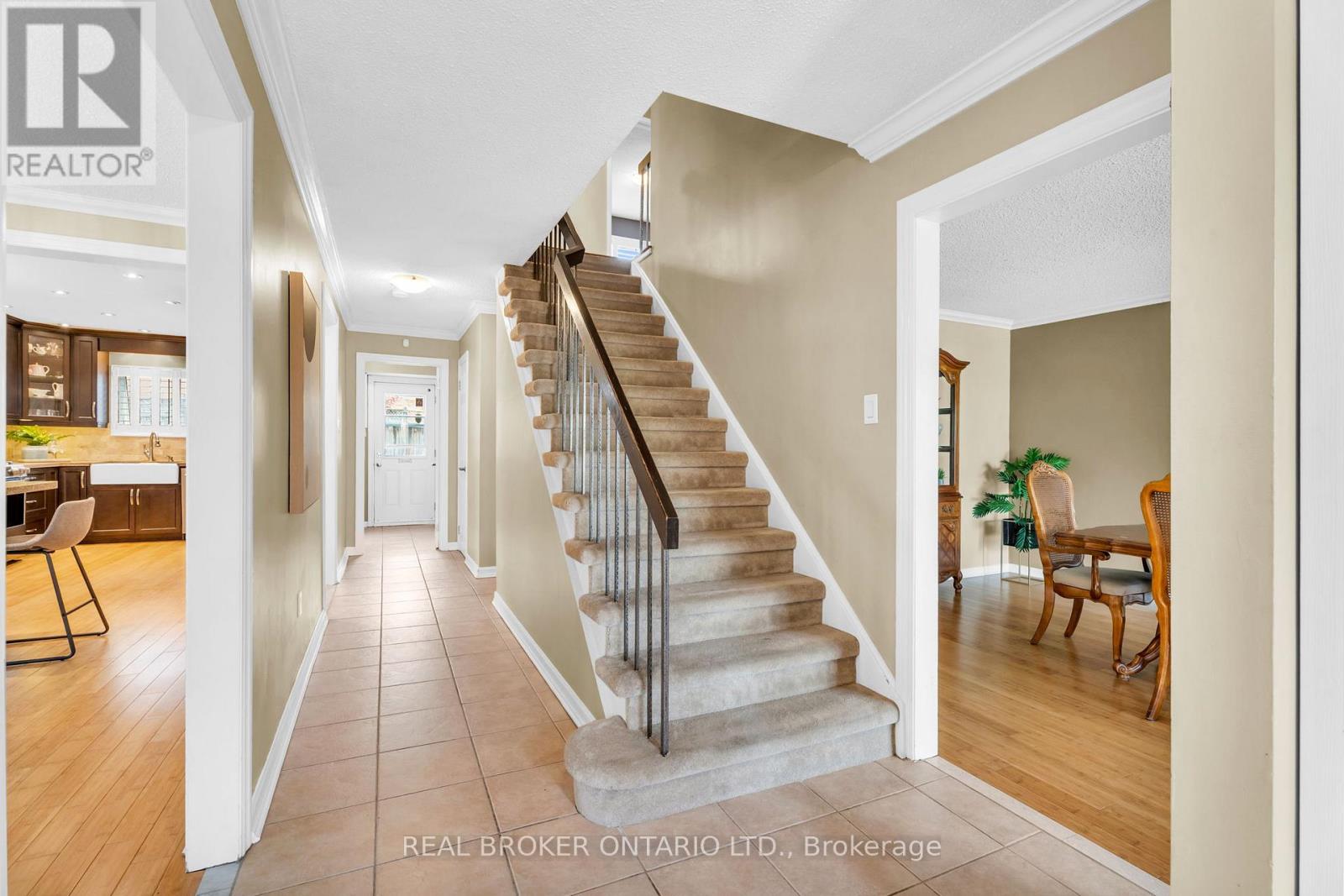 18 Mansfield Street, Brampton (Central Park), Ontario  L6S 2Y4 - Photo 23 - W12216021