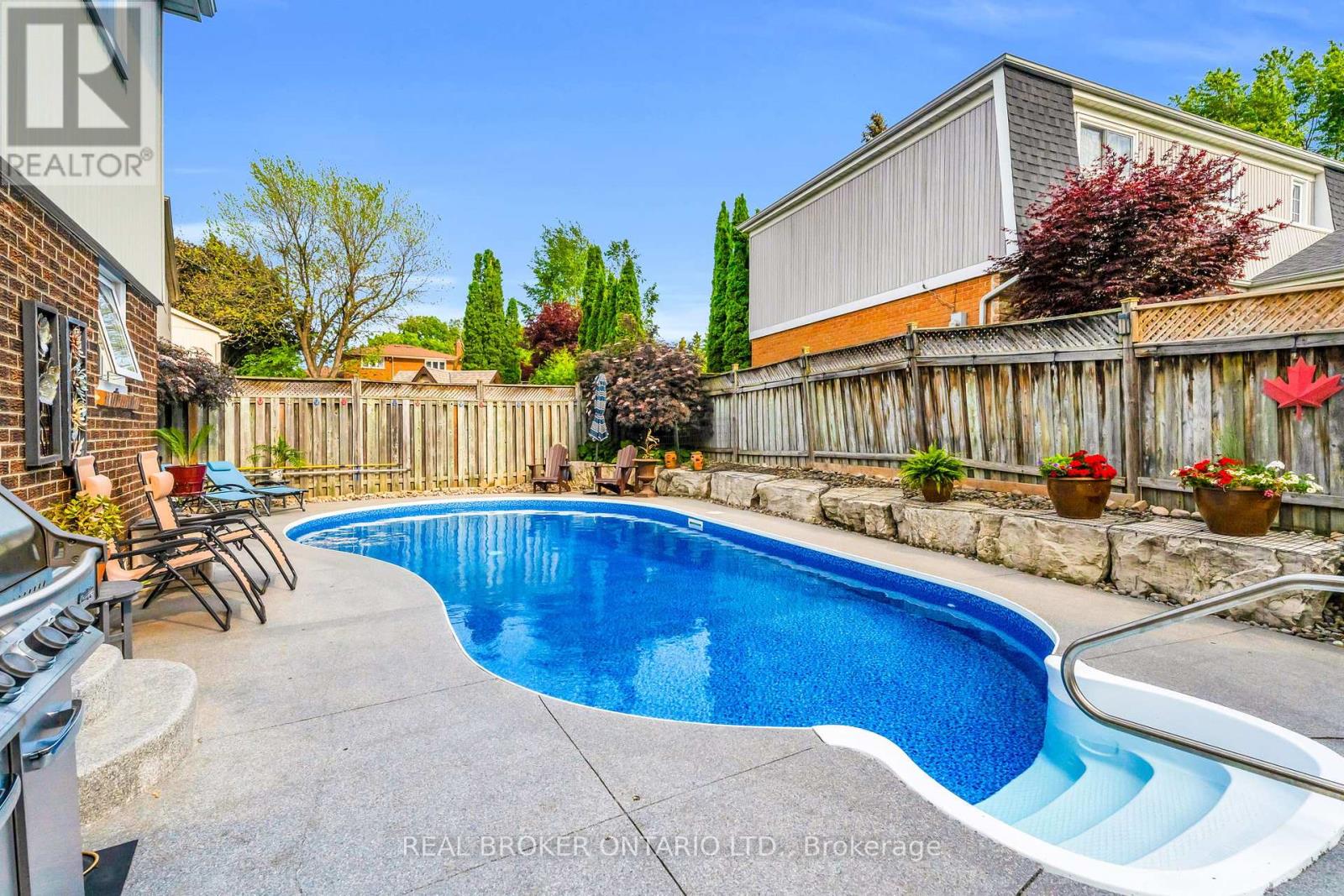 18 Mansfield Street, Brampton (Central Park), Ontario  L6S 2Y4 - Photo 46 - W12216021