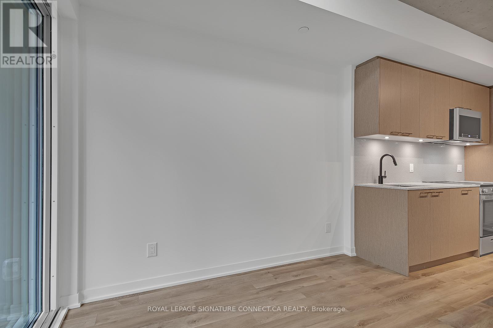 410 - 1808 St Clair Avenue W, Toronto (Weston-Pellam Park), Ontario  M6N 0C1 - Photo 20 - W12216032