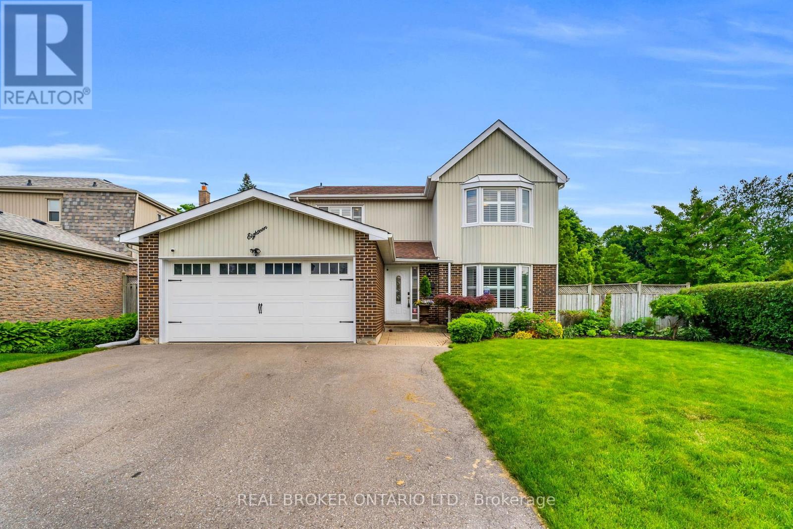 18 MANSFIELD STREET, Brampton, Ontario