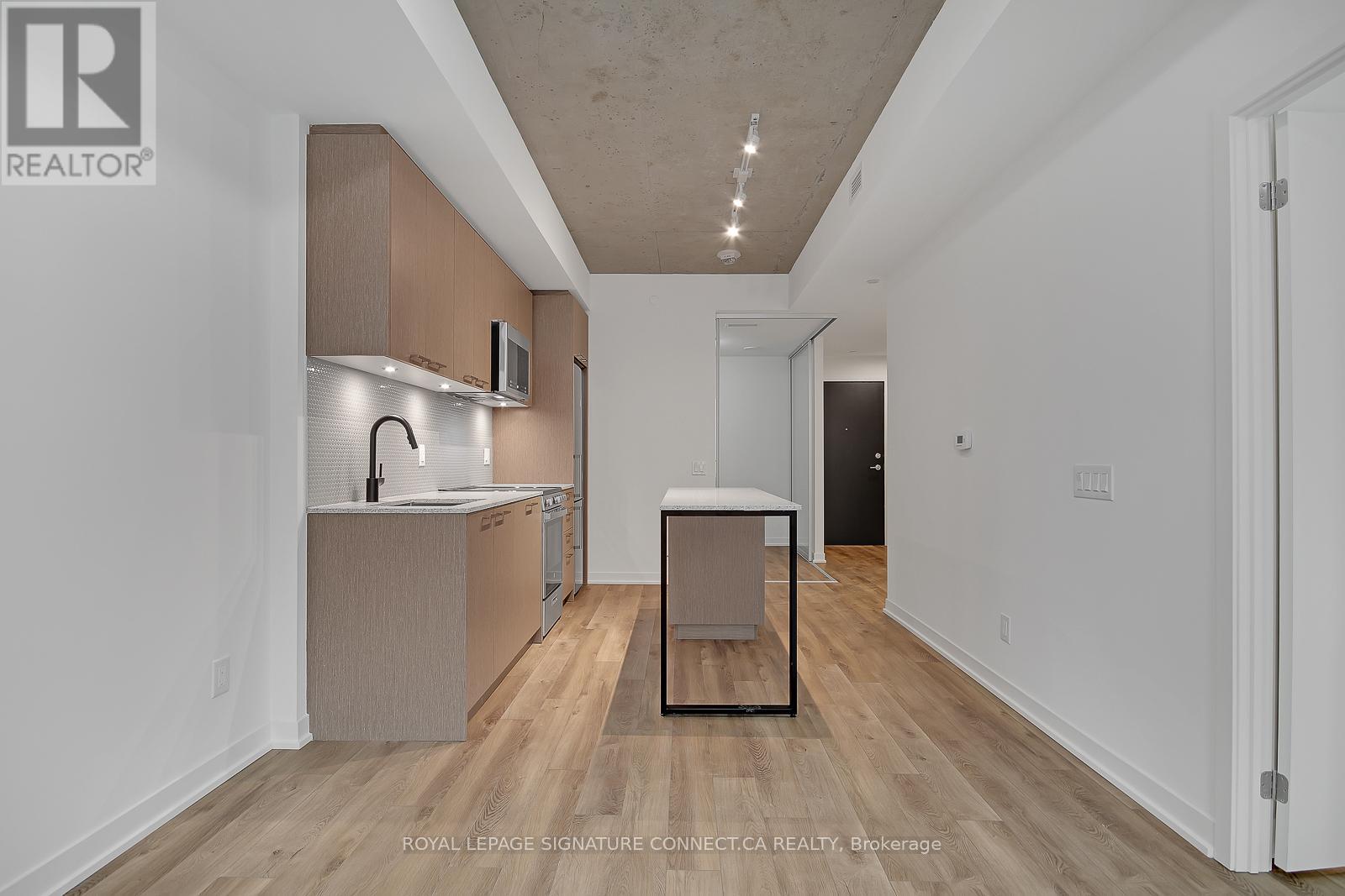 410 - 1808 St Clair Avenue W, Toronto (Weston-Pellam Park), Ontario  M6N 0C1 - Photo 22 - W12216032