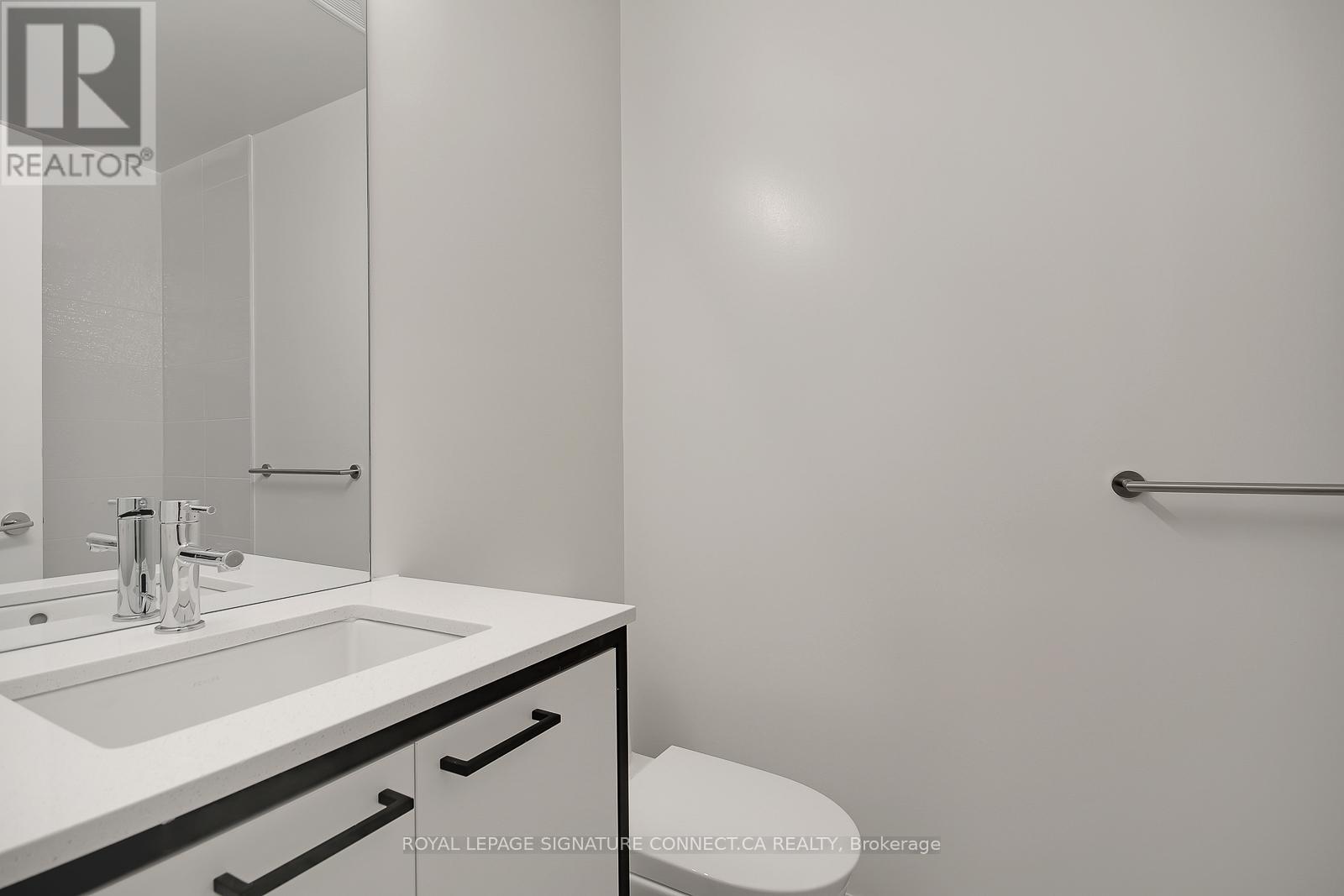 410 - 1808 St Clair Avenue W, Toronto (Weston-Pellam Park), Ontario  M6N 0C1 - Photo 10 - W12216032