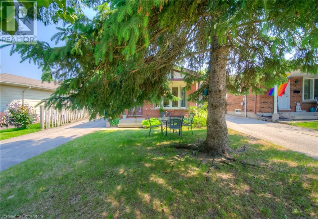 459 Drummerhill Crescent, Waterloo, Ontario  N2T 1G3 - Photo 3 - 40740214