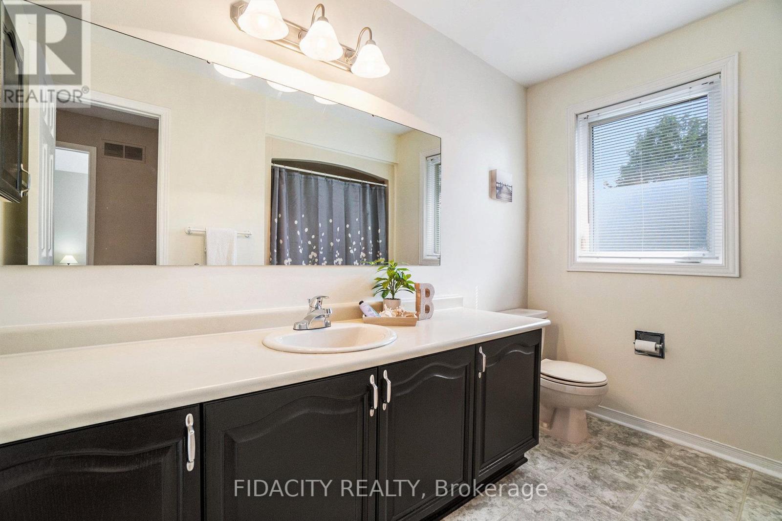 17 Albury Crescent, Ottawa, Ontario  K2S 1G7 - Photo 27 - X12216613