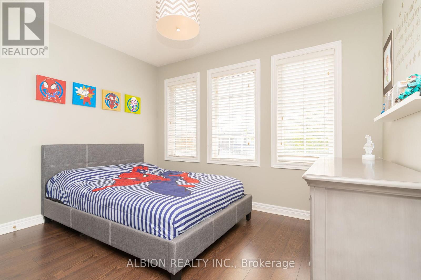 40 Emily Carr Crescent, Caledon, Ontario  L7E 2K9 - Photo 26 - W12216044