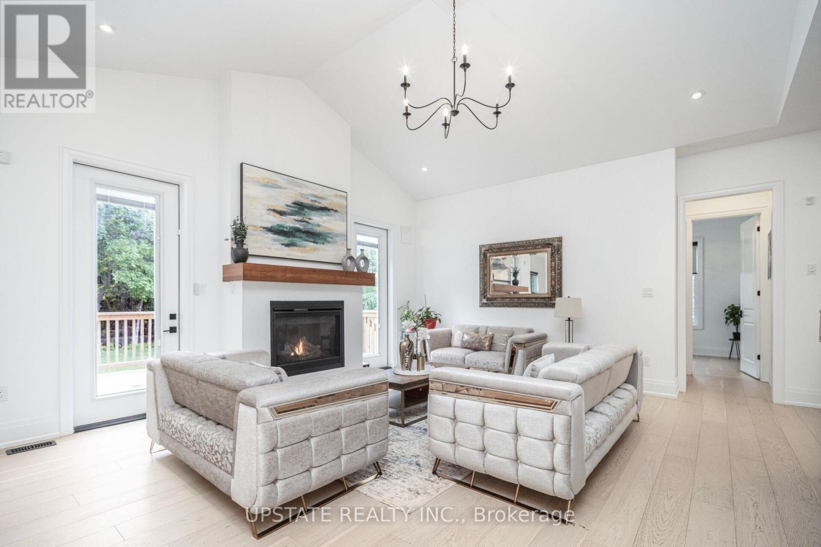 656 Bush Street, Caledon, Ontario  L7K 0E5 - Photo 14 - W12216072