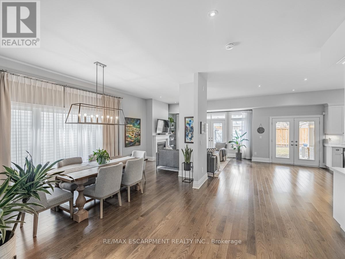 2541 Kate Common, Oakville, Ontario  L6L 0E9 - Photo 10 - W12212862
