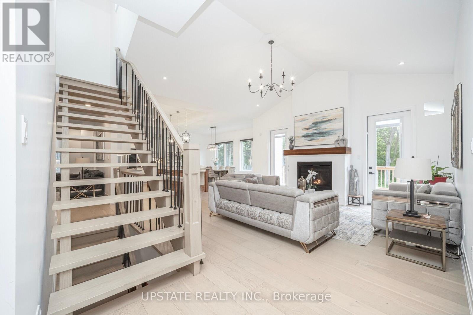656 Bush Street, Caledon, Ontario  L7K 0E5 - Photo 11 - W12216072