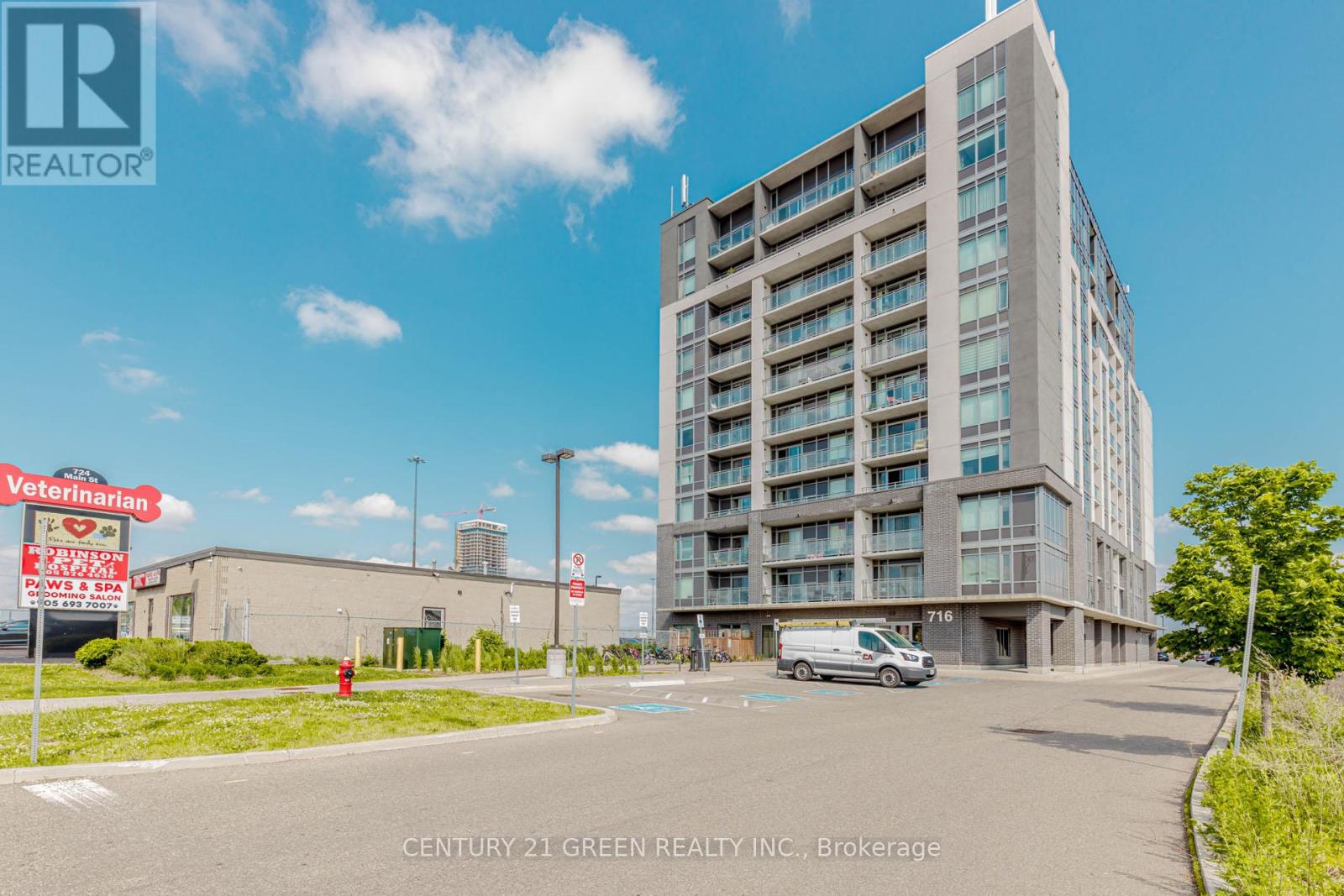 402 - 716 Main Street E, Milton, Ontario  L9T 3P6 - Photo 2 - W12216382
