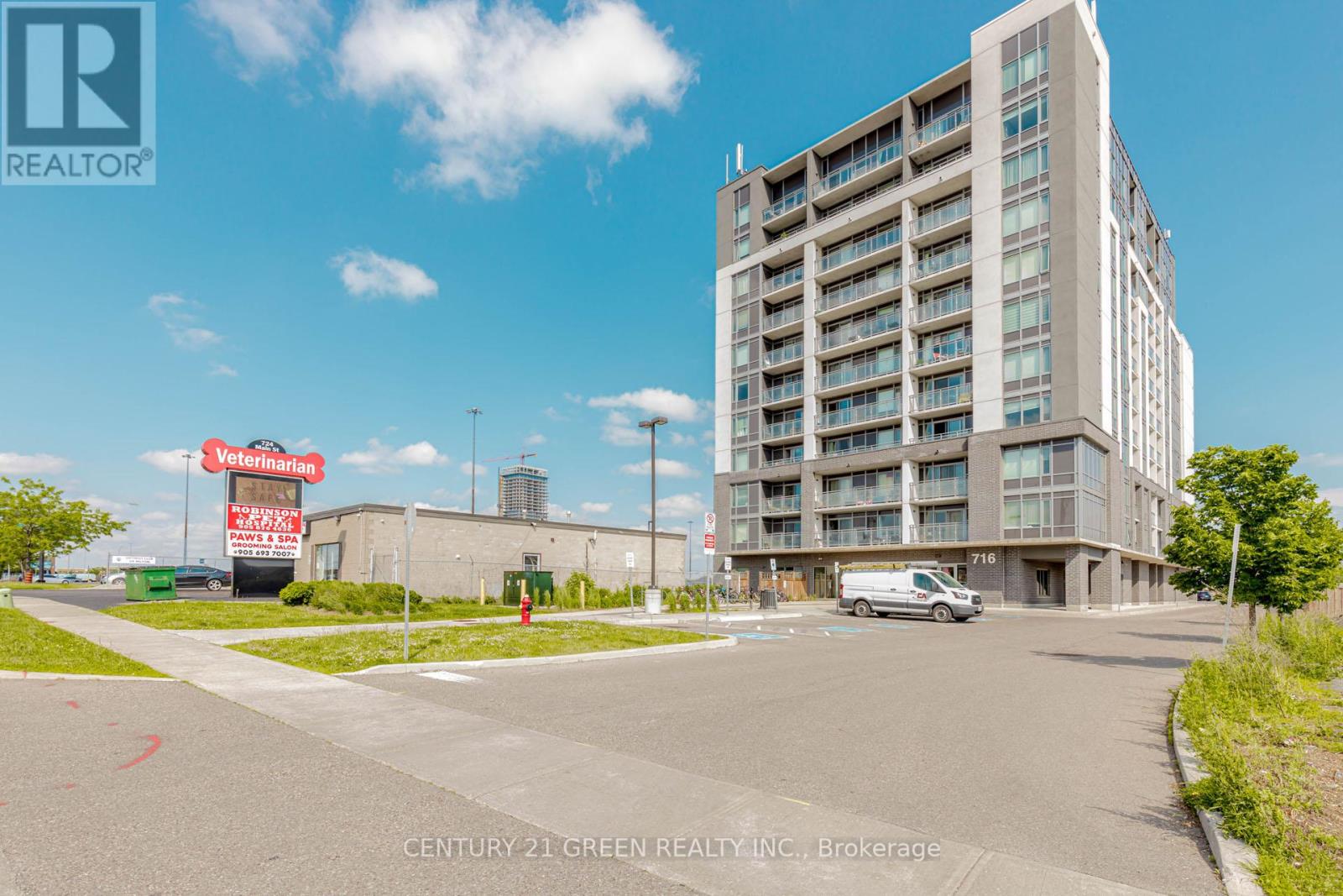 402 - 716 Main Street E, Milton, Ontario  L9T 3P6 - Photo 1 - W12216382